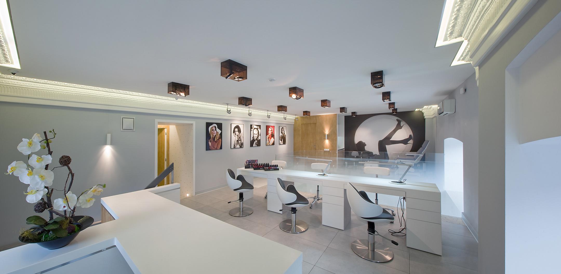 За красотой: салоны и парикмахерские с красивыми интерьерами