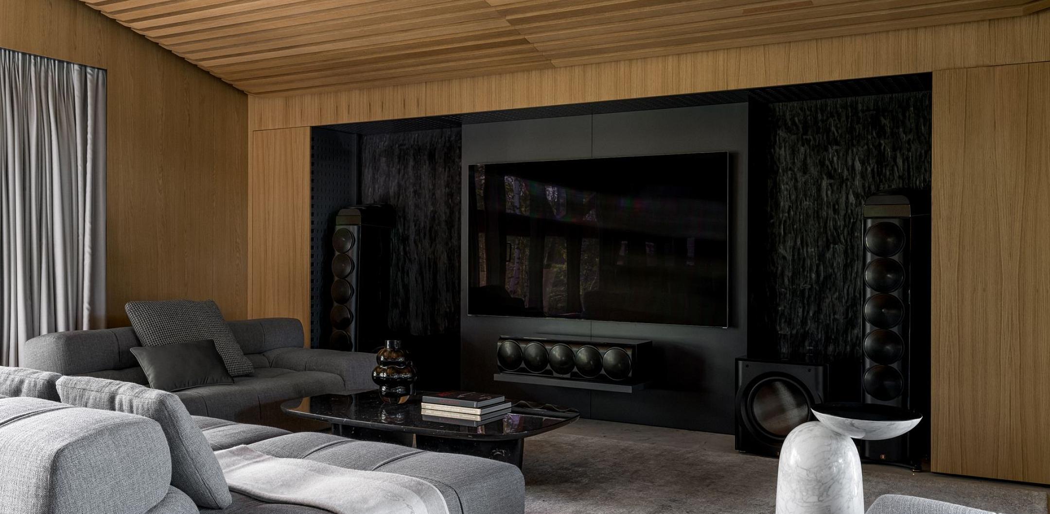 Ремонт и дизайн интерьера загородного дома